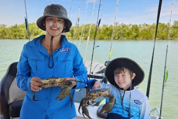 Family fun trip with crabbing